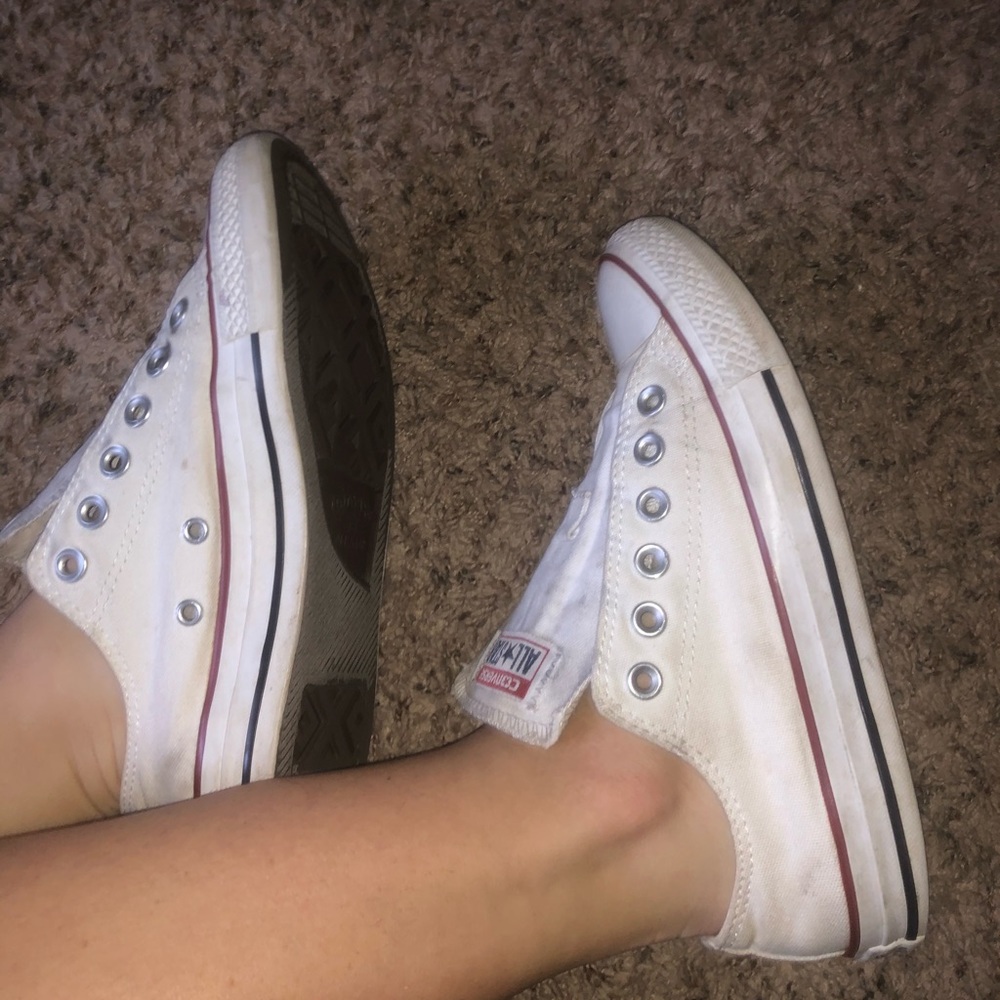 White Low top Converse